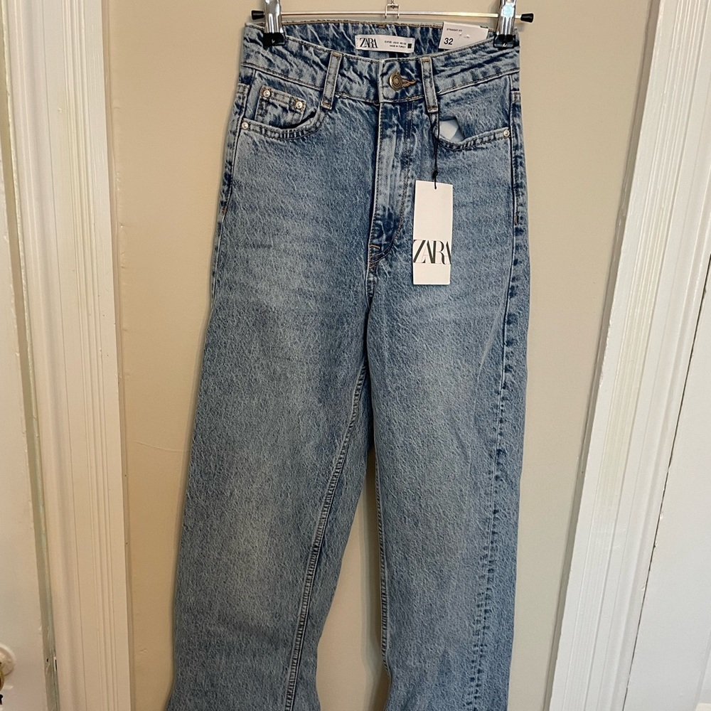 NWT ZARA Jeans Straight Leg Super High Rise